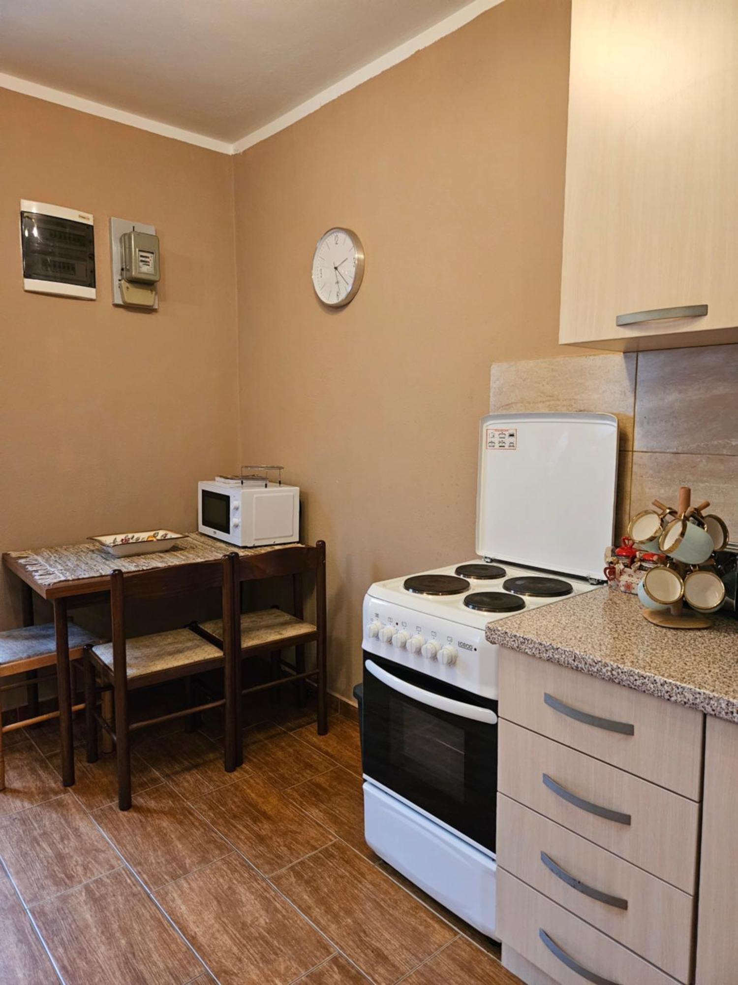 Apartment Aleksandar Kotor Exterior foto